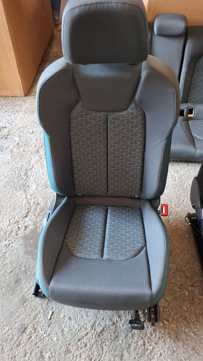Tappezzeria in stoffa grigia e blu audi A1 senza airbag sedile 2020 in poi