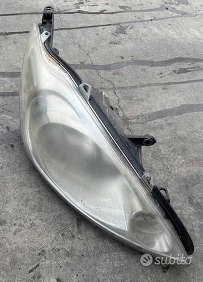Muso completo musata Ford Ka 2008 1.2Bz parafango sinistro ammaccato