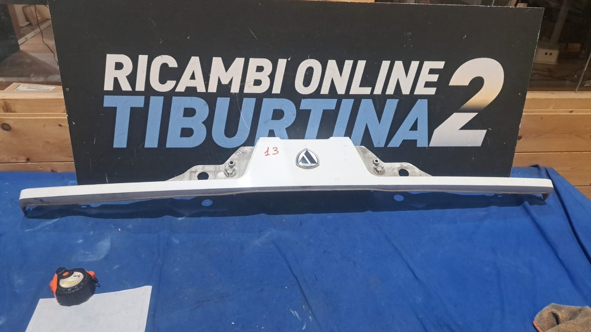 Masc 13 Mascherina posteriore cornice fanali lancia Y10 originale