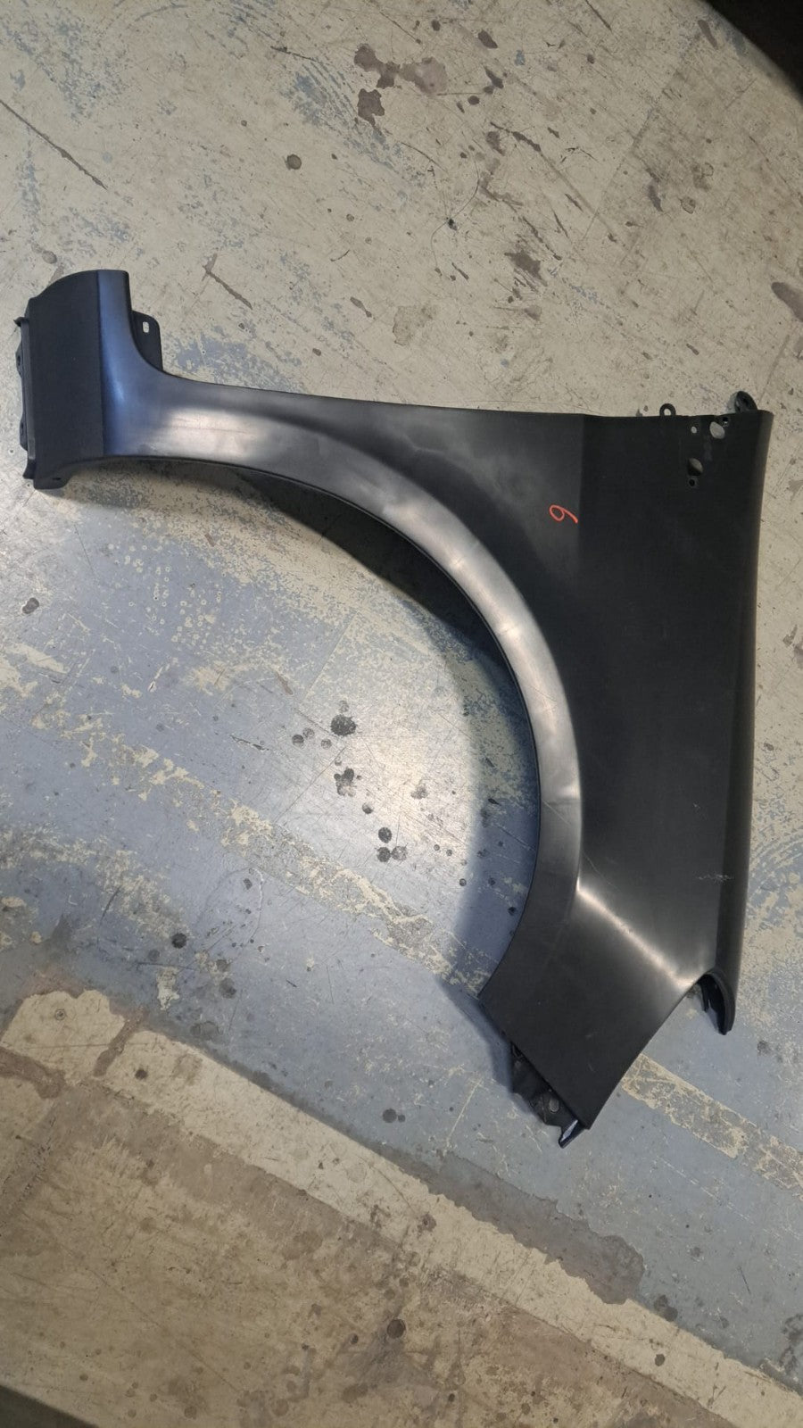 Par Ren 6 Parafango anteriore destro Renault clio senza primer dal 2005 al 2013