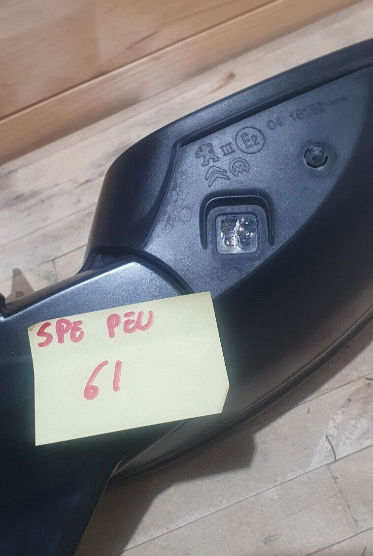Specchio retrovisore specchietto Peugeot 208 destro 14 fili