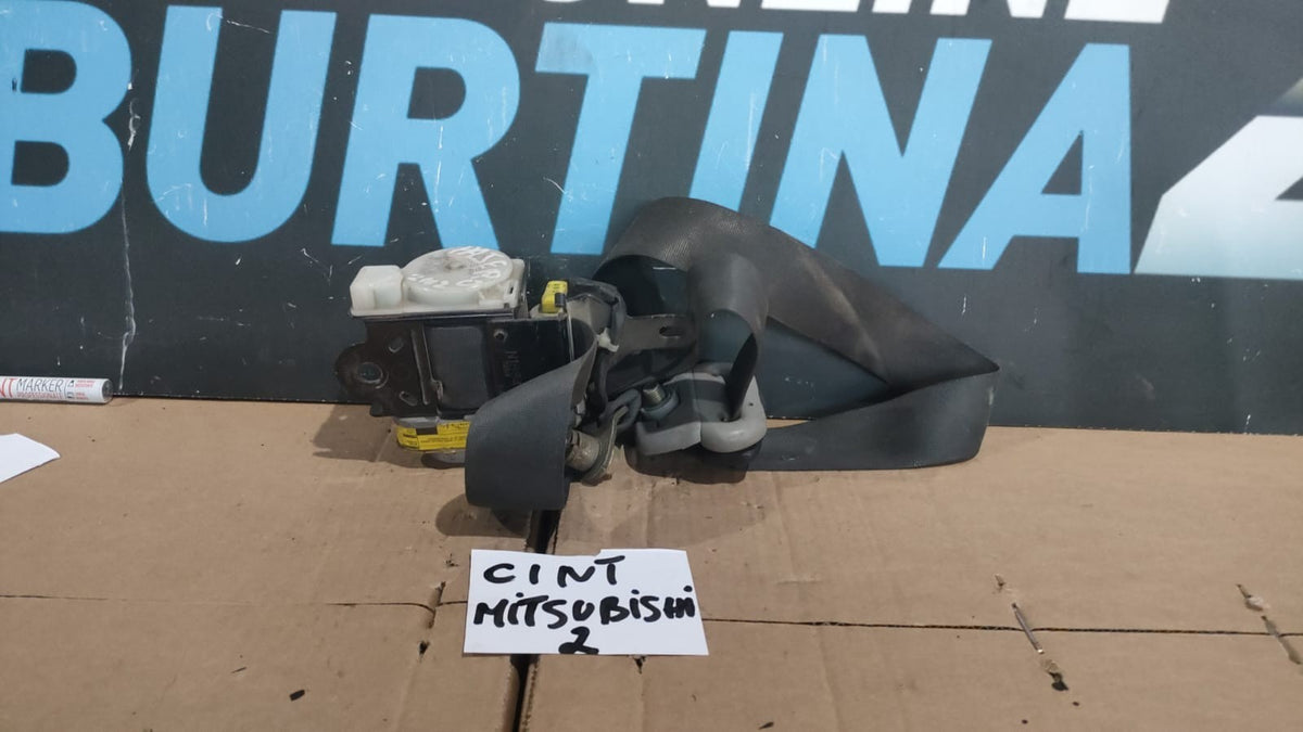 cintura di sicurezza Mitsubishi Pajero 2002 in poi anteriore destra cint 2
