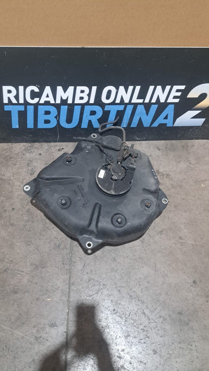 AD 5002 Serbatoio AD Blue completo di pompa Mercedes classe E W212