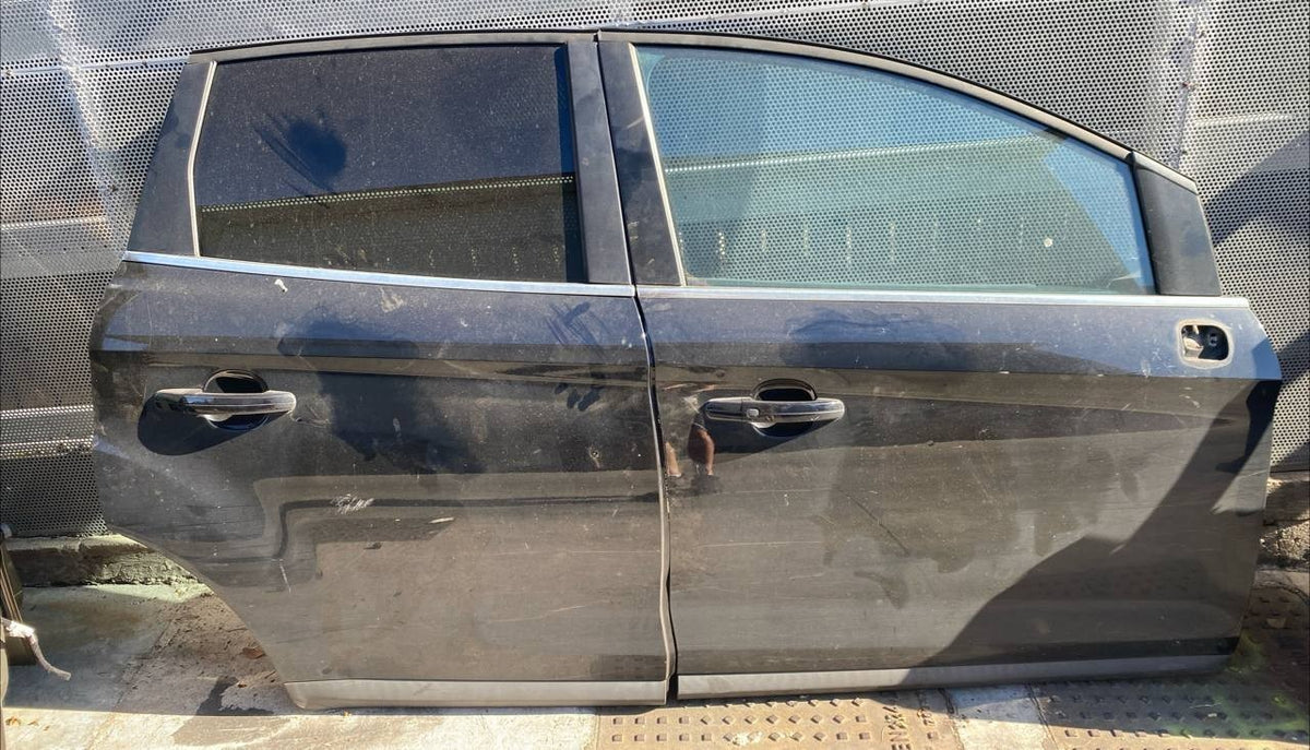 Porta anteriore e posteriore destra Ford Kuga dal 2008