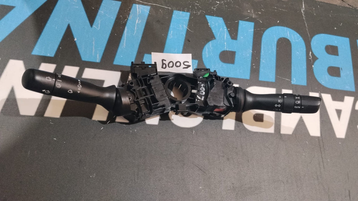 Dev 5009 devio luce Toyota Aygo Citroen C1 Peugeot 108 dal 2014 con 1 auto