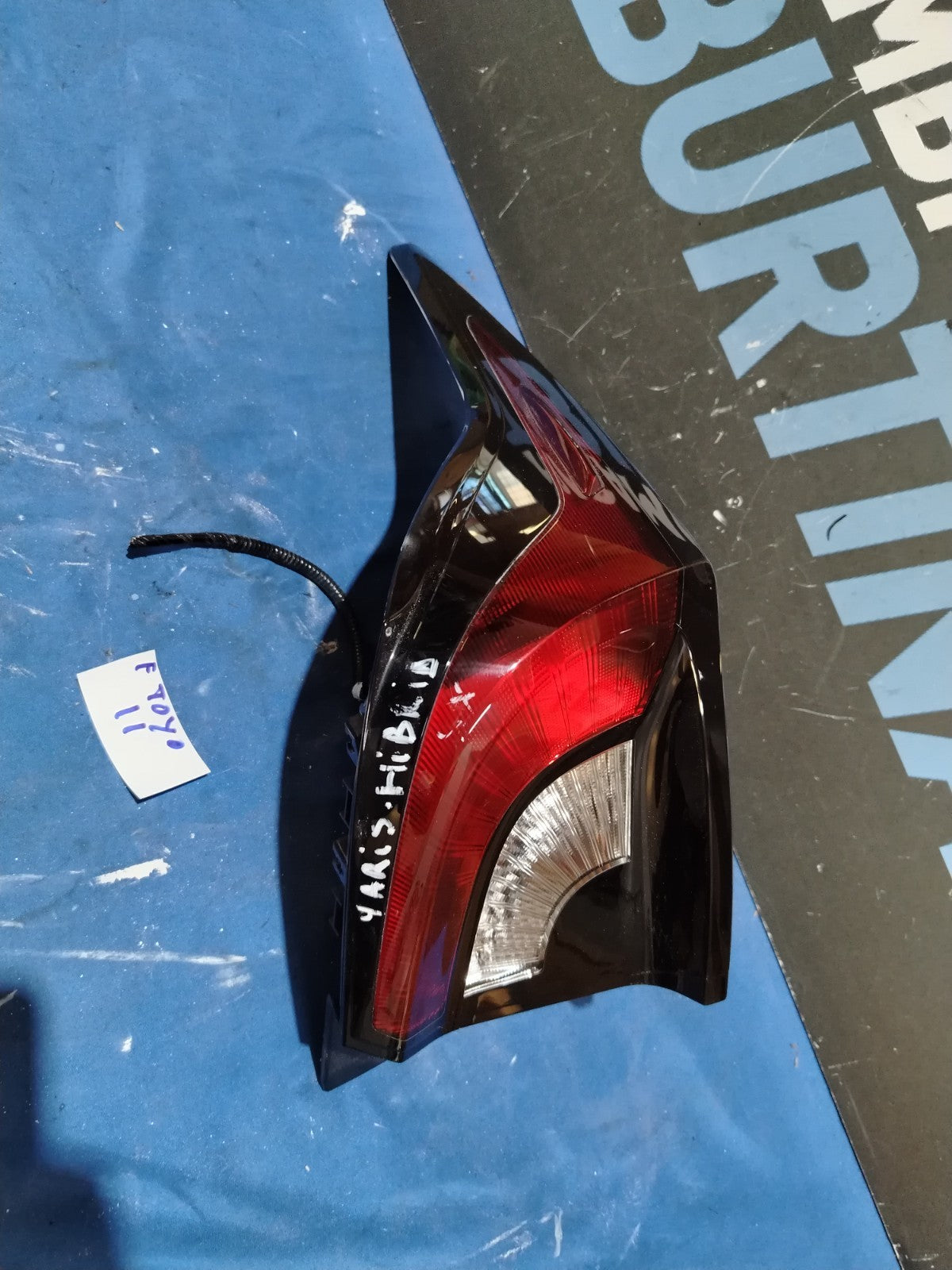 F Toyo 11 - Fanale posteriore stop Toyota Yaris Hybrid sinistro