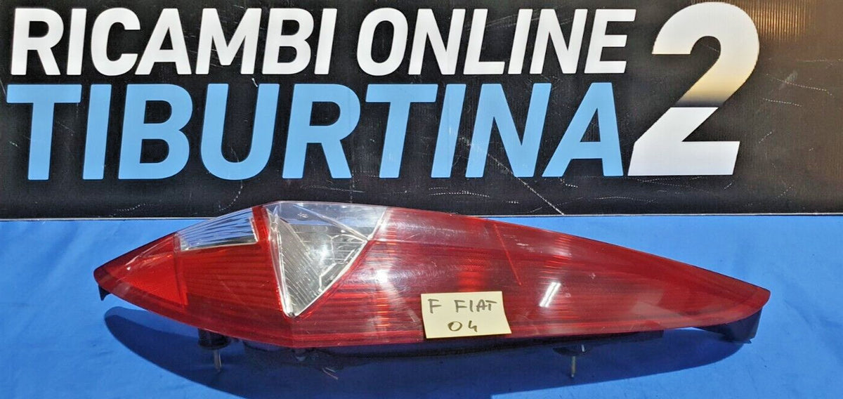 Fanale Posteriore destro Fiat Punto 2° serie 3 porte (scuro)
