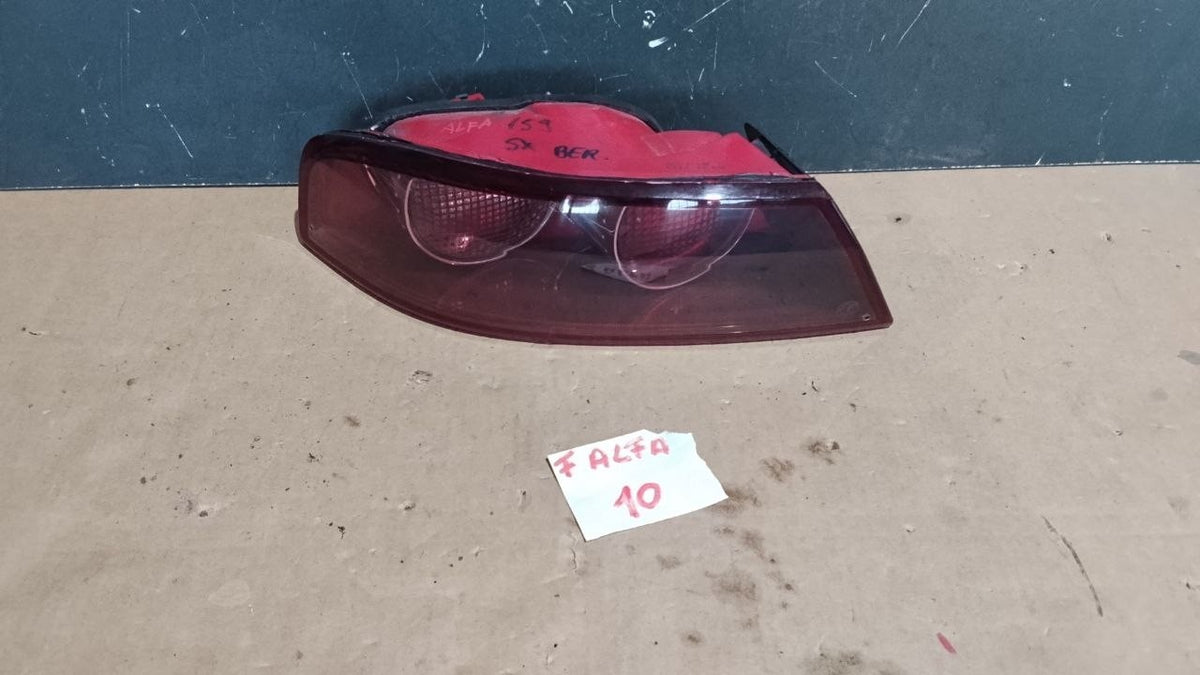 F alfa 10 fanale posteriore esterno sinistro alfa romeo 159 berlina