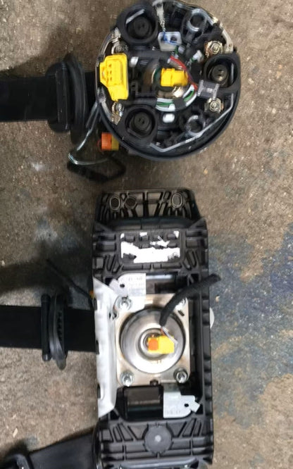 Cruscotto con moduli Audi q2 2016 cruscotto per versione 2.0 tdi