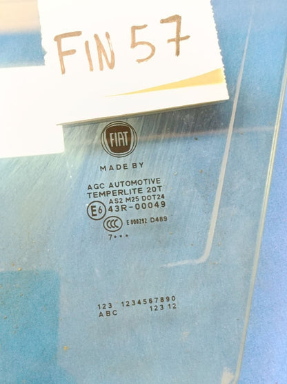 Fin 57 - Finestrino vetro scendente anteriore sinistro Fiat 500L dal 2012