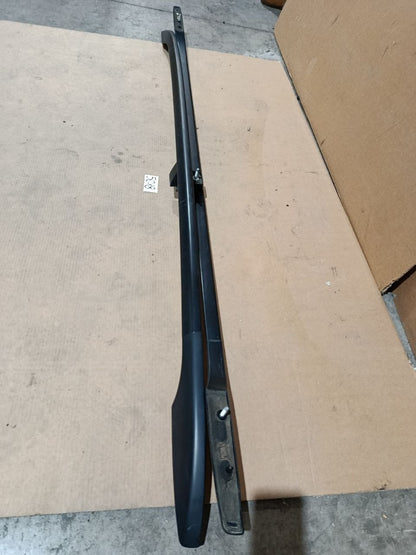 Bar 5018 - Barre longitudinali tetto portapacchi Volkswagen Passat Variant 2005