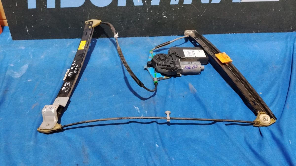Alzacristalli anteriori sinistro con motorino audi A4 dal 2001 al 2007 alz 83