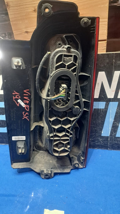F Opel 19 Fanale posteriore sinistro Opel Vivaro Peugeot Expert Citroen Jumpy