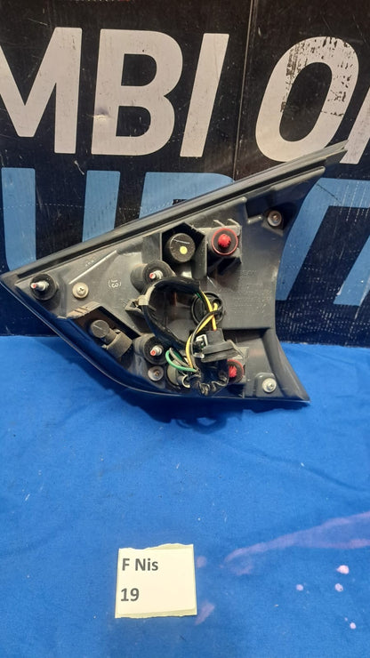 F Nis 19 Fanale stop posteriore interno sinistro Nissan X-trail dal 2014 in poi