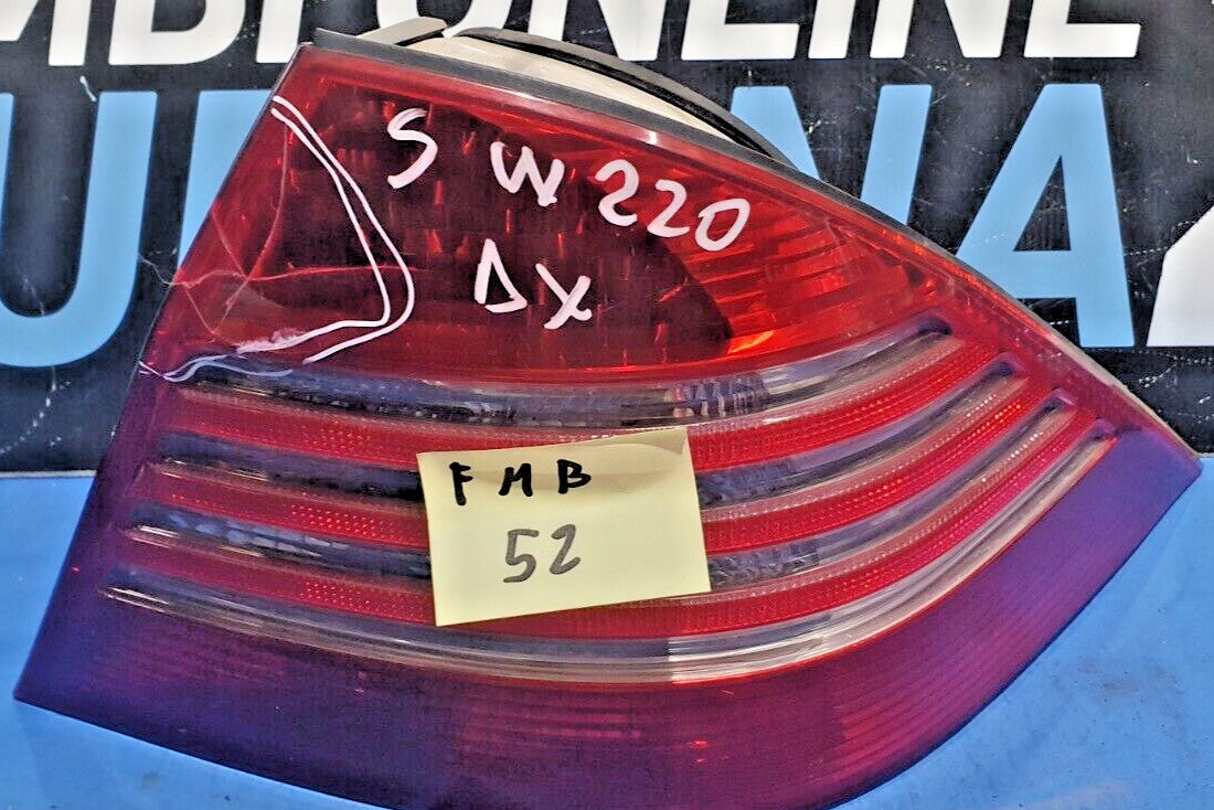 Fanale Posteriore destro Mercedes 220 sw station