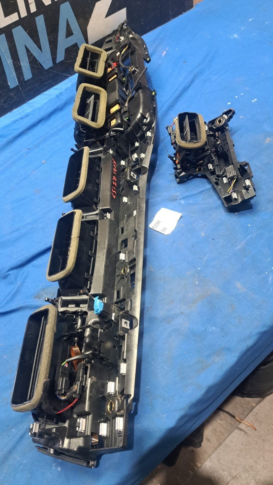 Cor 38 cornici bocchette aria Audi q7 dal2015 cod 4M1820902