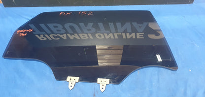 Fin 152 - Finestrino vetro scendente posteriore destro Nissan Qashqai +2 2008