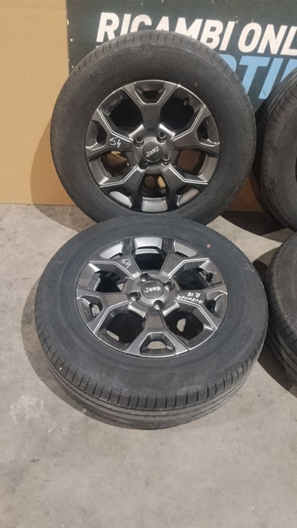Cer 54 cerchi e gomme estive Jeep Avenger 225 65 R16 Bridgestone dot 27 25