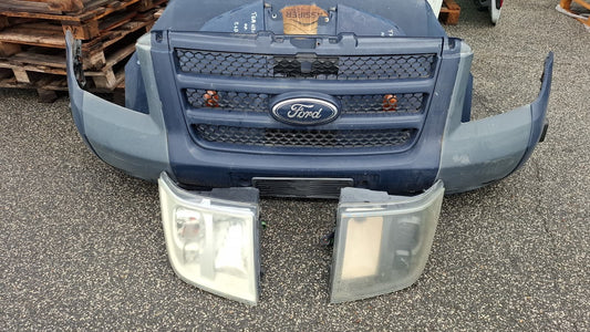 Muso musata completa Ford Transit 2.2d 2006 2014 faro destro danneggiato