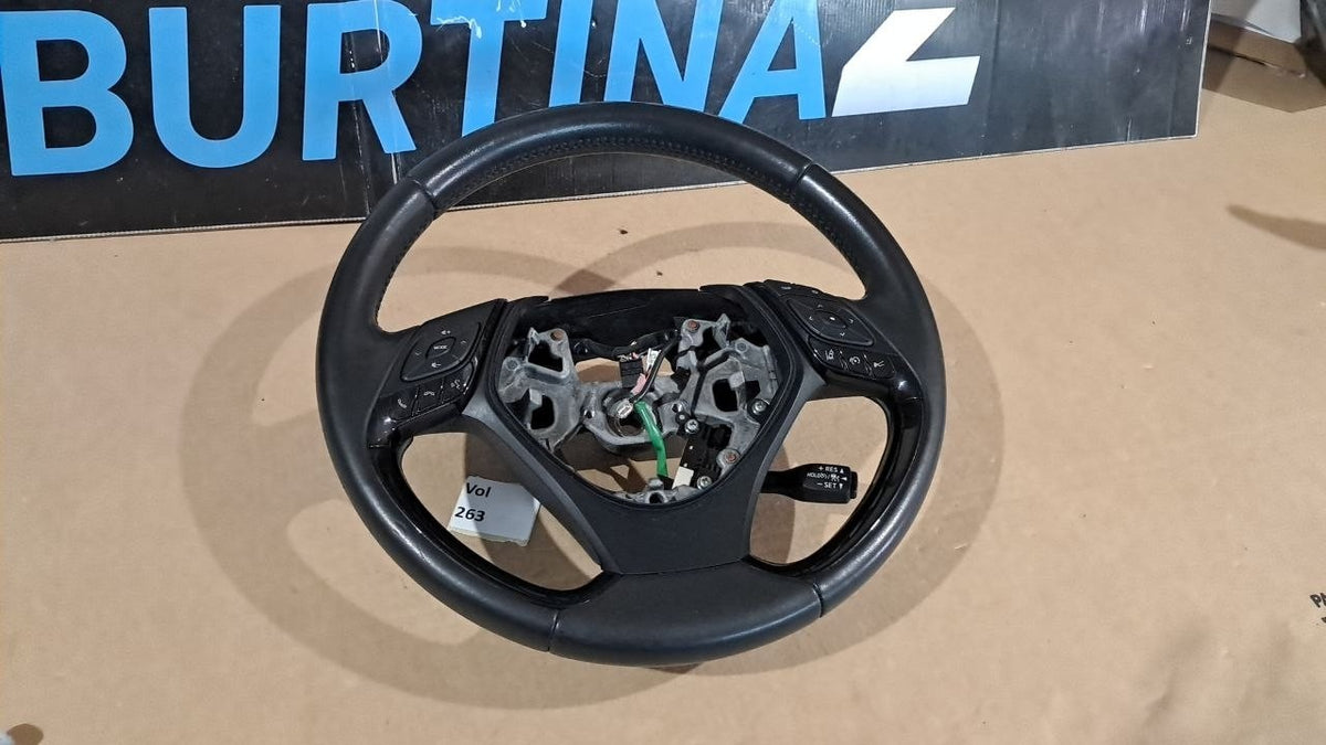 Vol 263 volante Toyota c-hr originale dal 2023