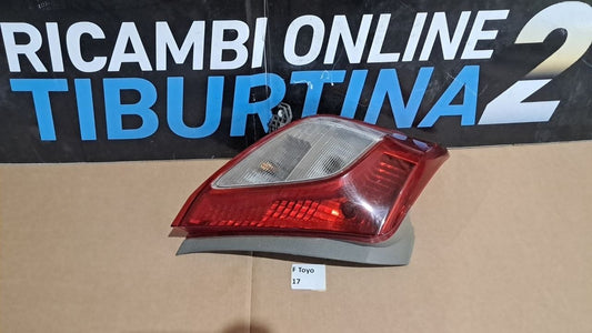 F Toyo 17 fanale posteriore sinistro Toyota yaris dal 2013