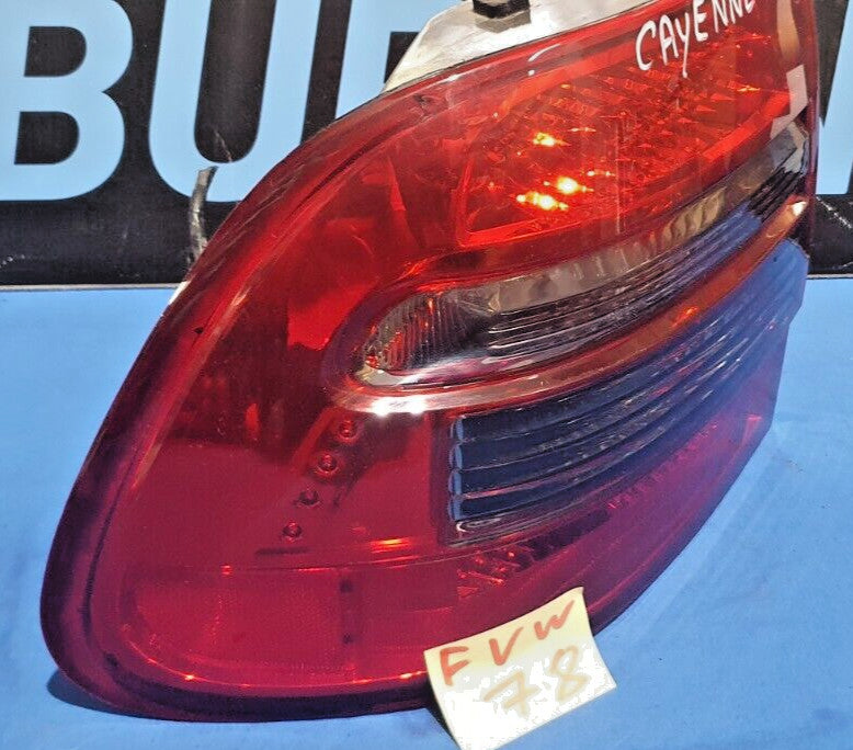 Fanale posteriore sinistro Porsche Cayenne