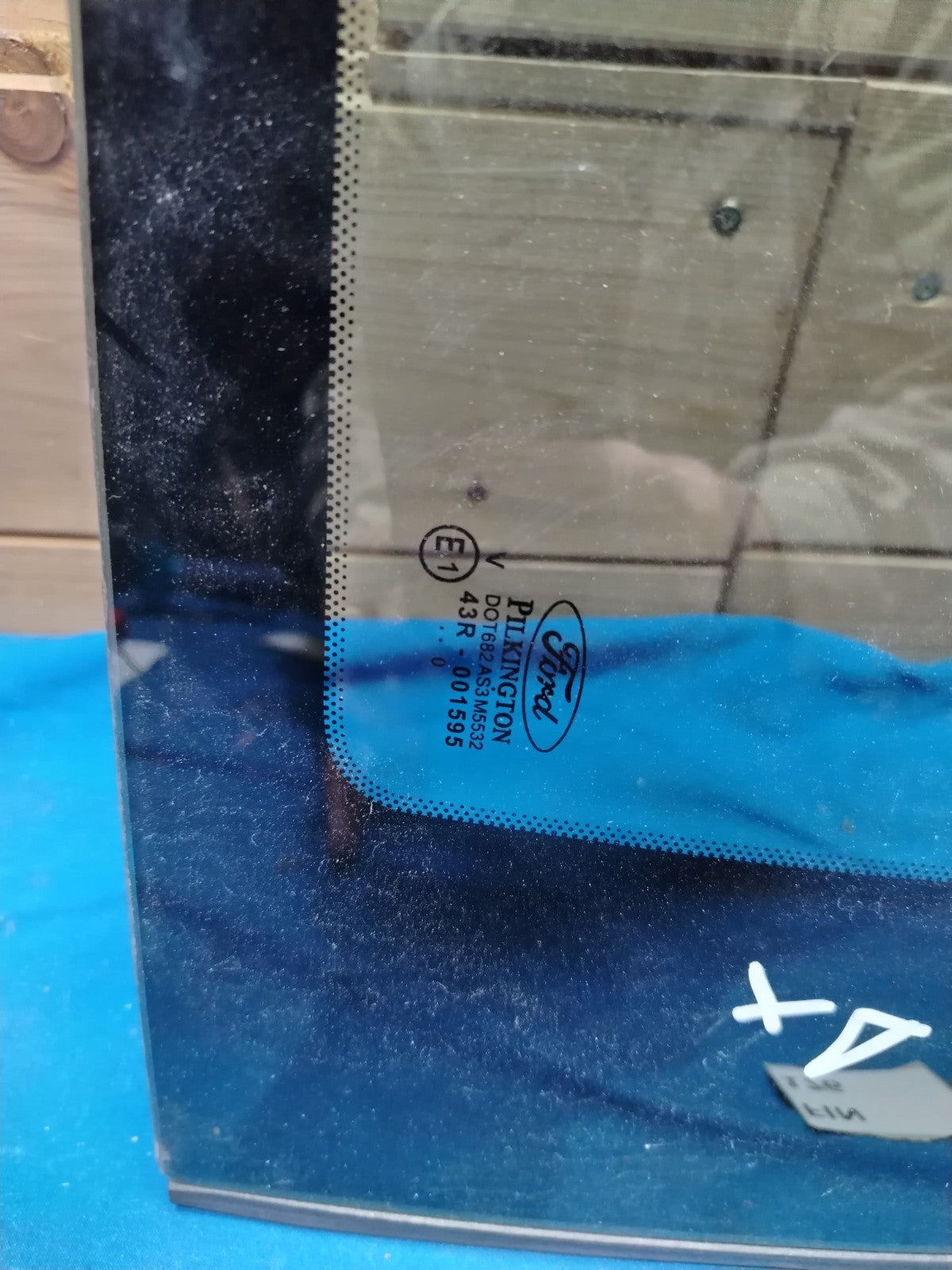 Fin 176 - Vetro fisso posteriore Ford Ka destro