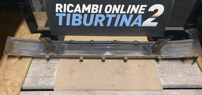 Traversa rinforzo paraurti posteriore Kia Carnival con difetto