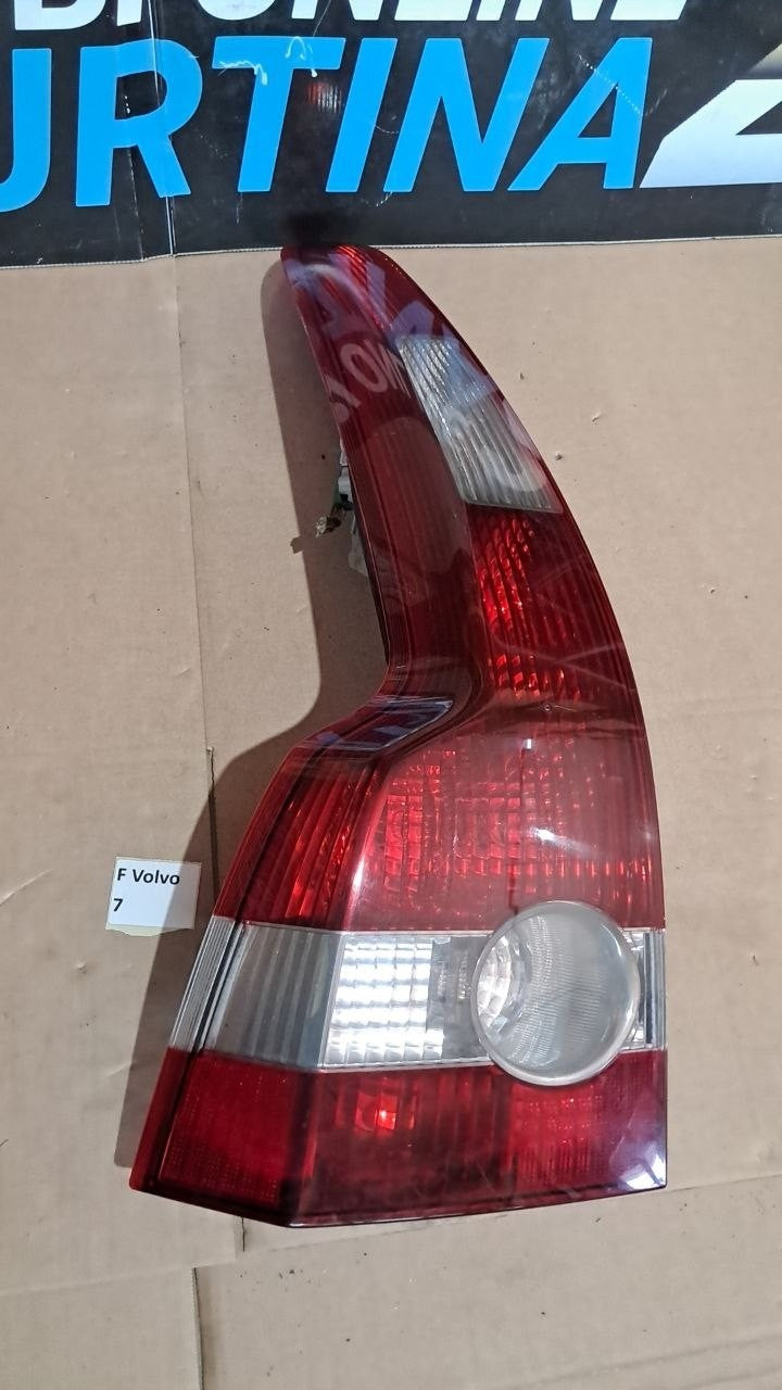 F volvo 7 Fanale  posteriore sinistro volvo v50 2006