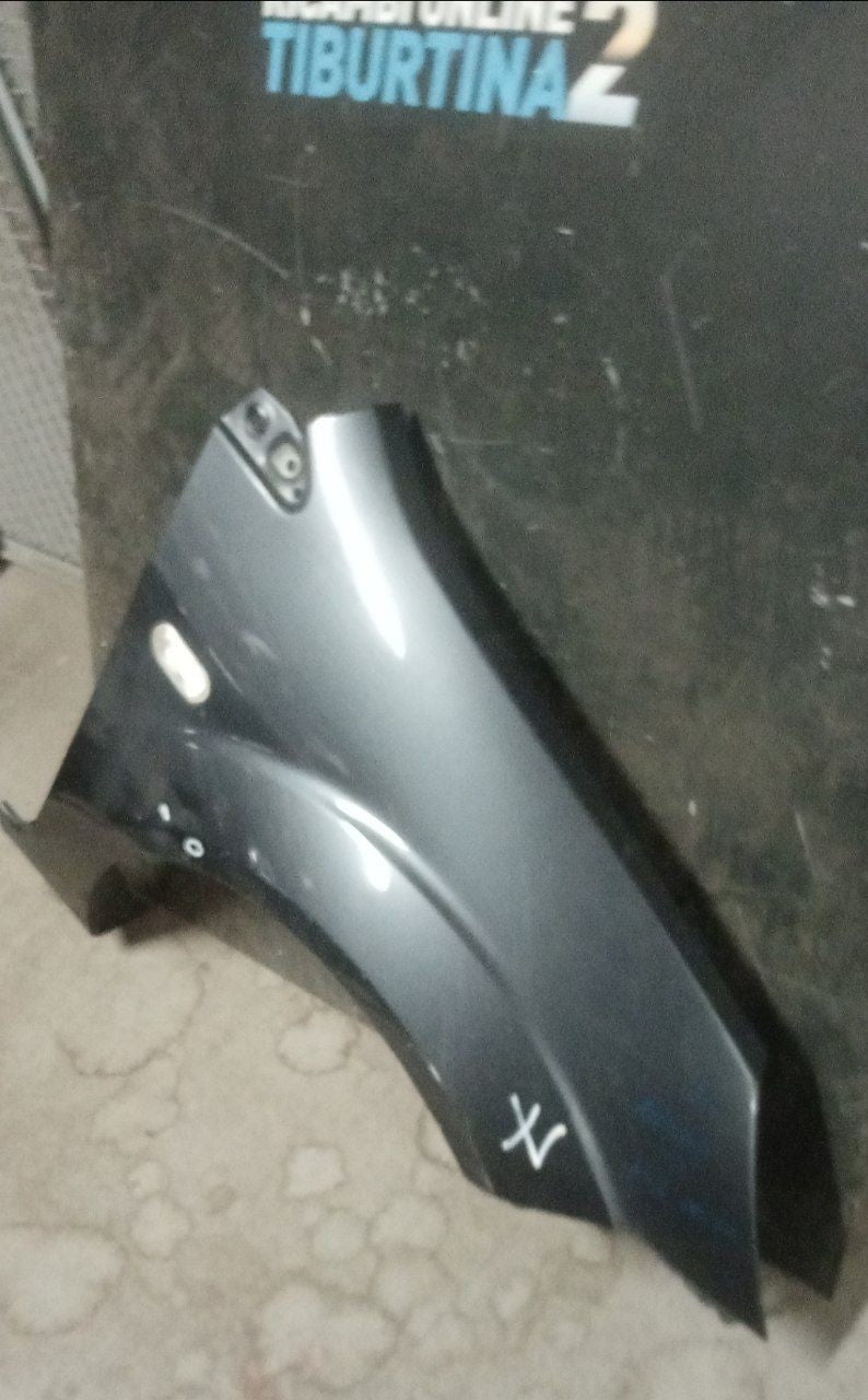 Par7 Parafango anteriore destro ford fiesta 2003 2007