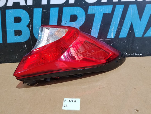 F Toyo 43 - Fanale posteriore stop esterno destro Toyota c-hr CHR 2016 2019