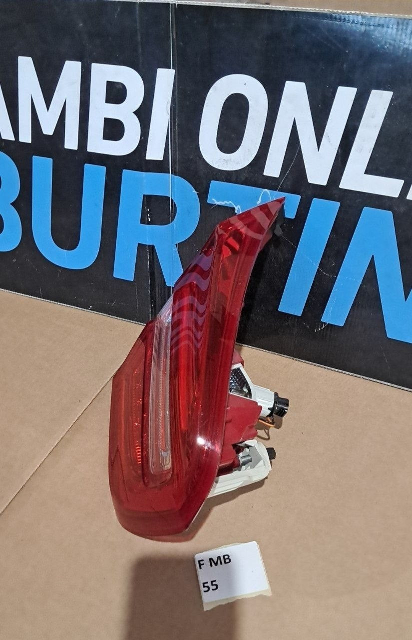 f mb 55 Fanale posteriore interno sinistro mercedes Gla dal 2015 in poi