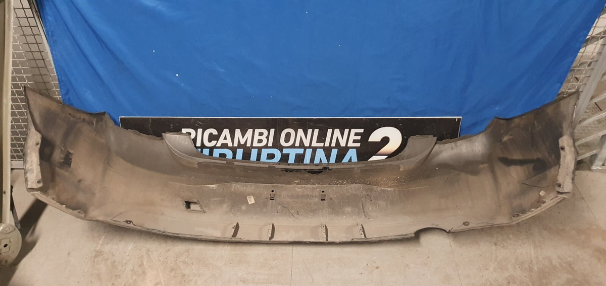 Paraurti Posteriore Bmw serie 1 5P dal 2011 con sensori parcheggio