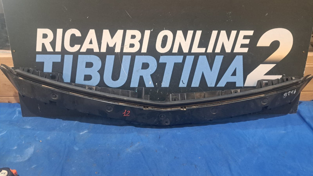 Masc 12 Rinforzo paraurti anteriore superiore Mercedes benz B W246