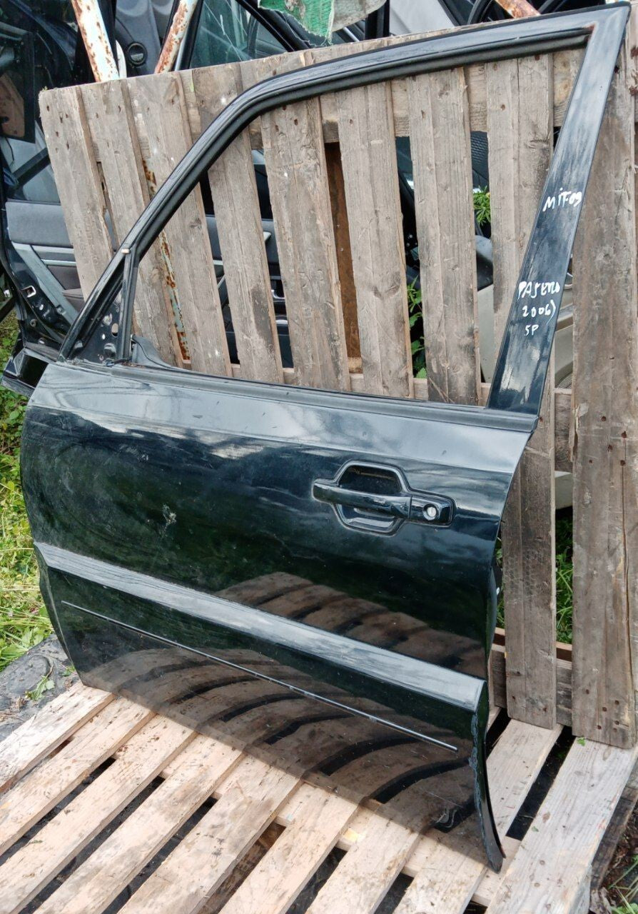 Portiera sportello anteriore sinistro Pajero 2006 in poi 5 porte Cod. Mit09