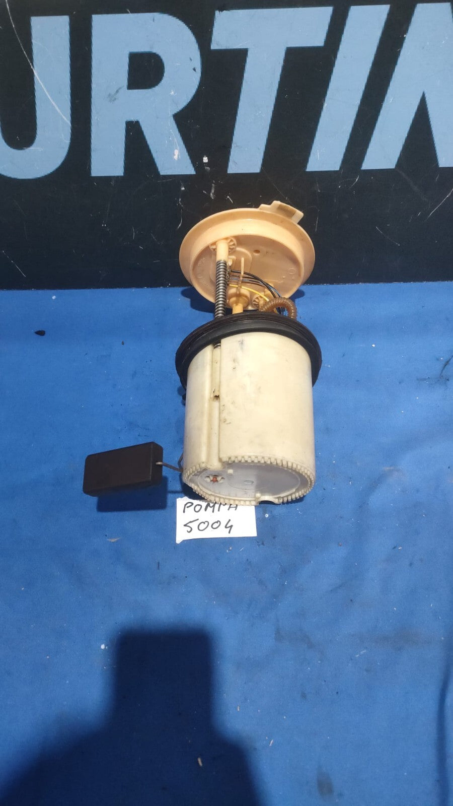 Pompa carburante VW golf 6 2.0  diesel  Cod 1k0919050j POMPA 5004