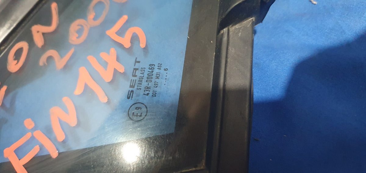 Fin 145 - Lunotto vetro fisso Seat Leon 2006 anteriore destro