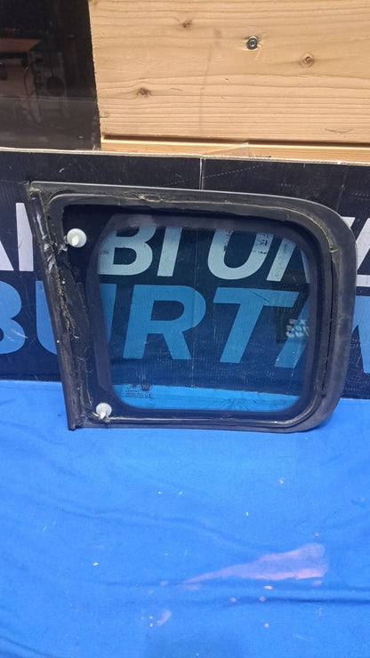 Fin 153 Vetro finestrino posteriore destro Fiat panda dal 2012 in poi