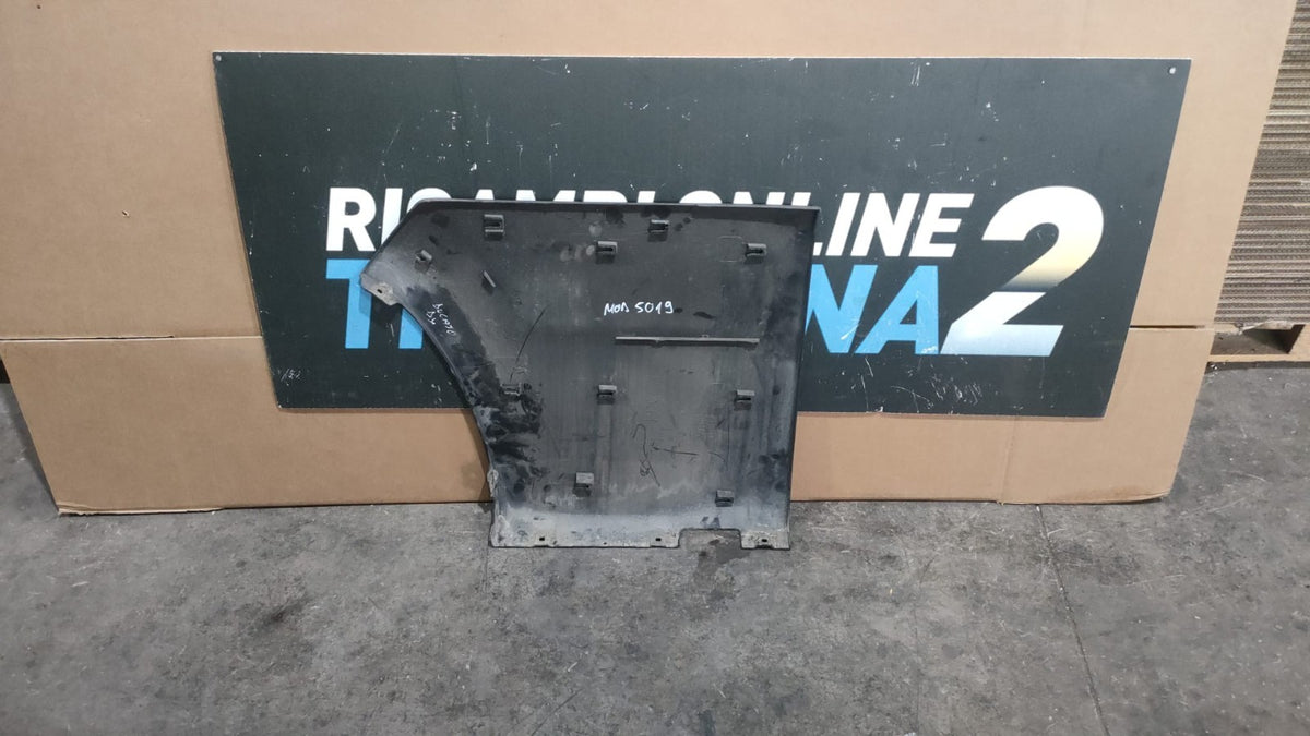 Modanatura  posteriore destra    fiat ducato Citroen Jumper Peugeot boxer 2014