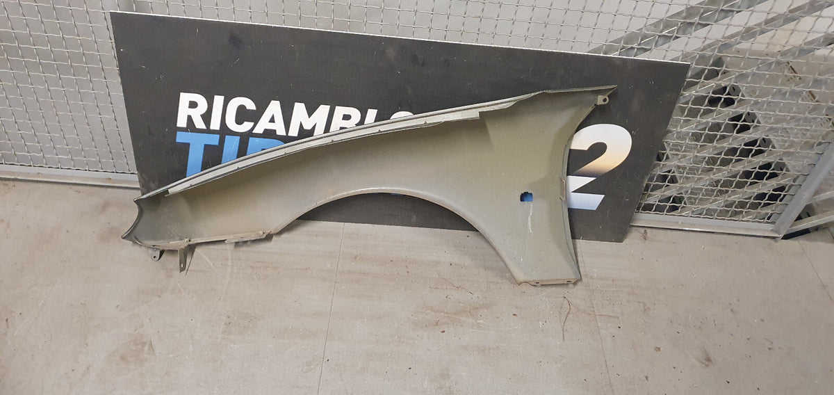 Par 17 - Vari Parafango anteriore destro MG TF