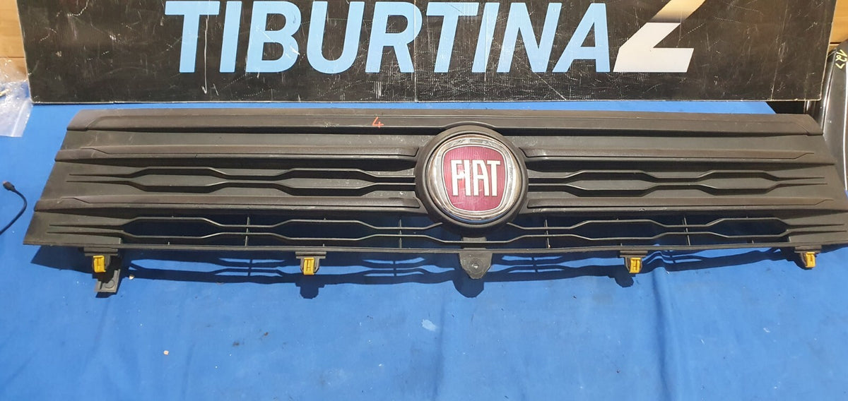 Masc 4 - Mascherina griglia anteriore Fiat Talento