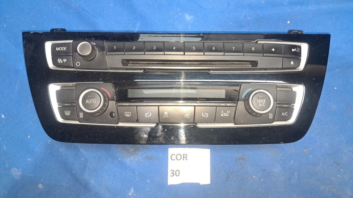 Cor 30 cornice comandi aria clima autoradio bmw serie 1 f 20 dal 2011 in poi