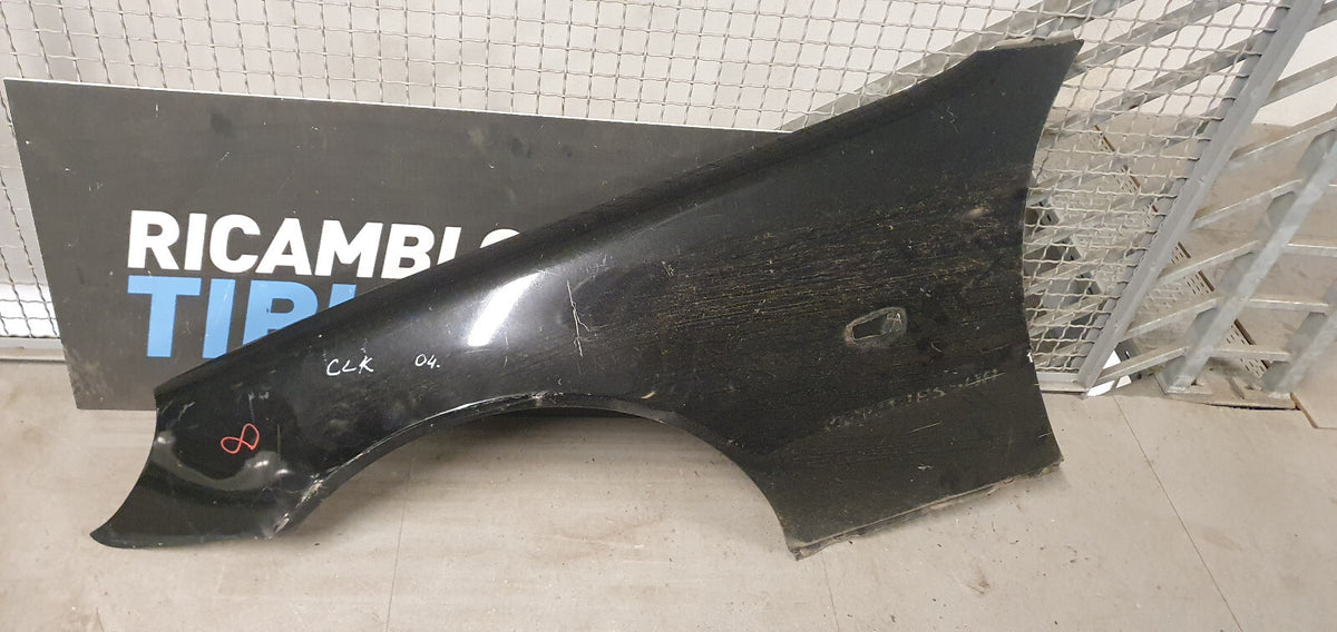 Par 8 - Parafango anteriore Sinistro Mercedes Clk dal 2004