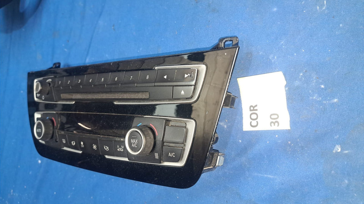 Cor 30 cornice comandi aria clima autoradio bmw serie 1 f 20 dal 2011 in poi