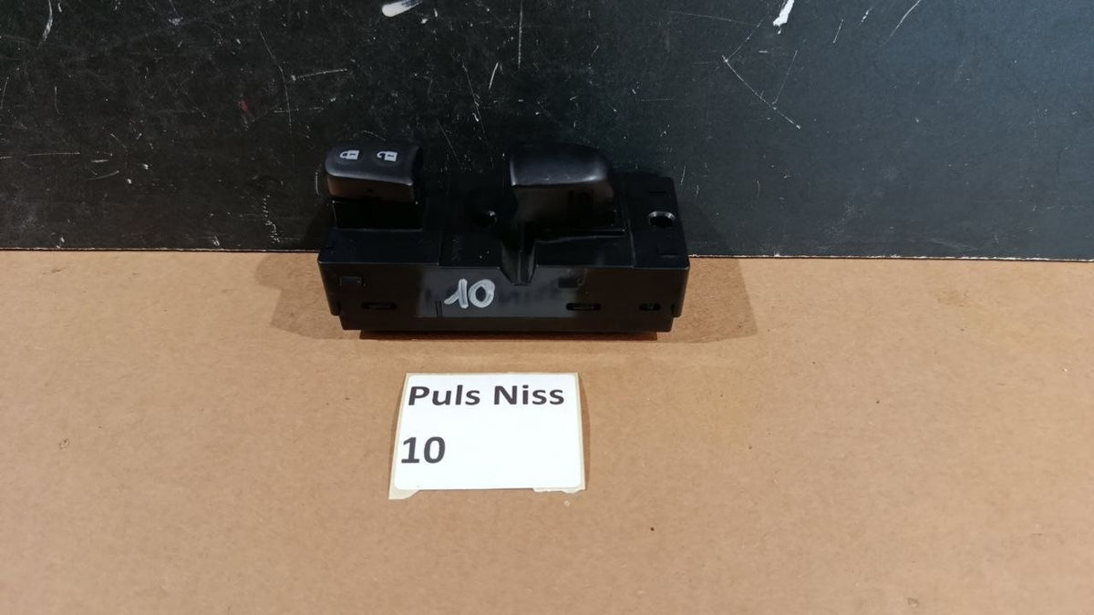 Puls Niss 10 - Pulsantiera Anteriore Destra Nissan Juke F15 2010 2019